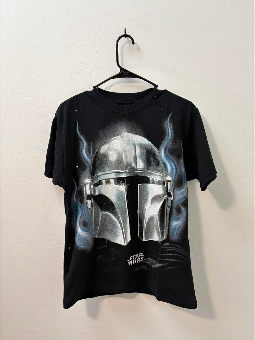 New Star Wars Mandalorian Helmet T-Shirt front and back vintage style - large